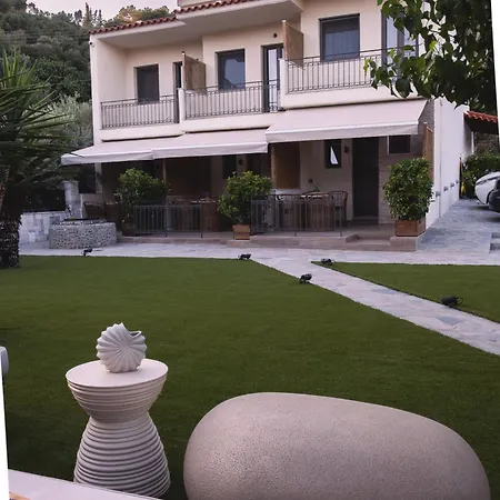 Sampatiki Garden And Sea Леонидион